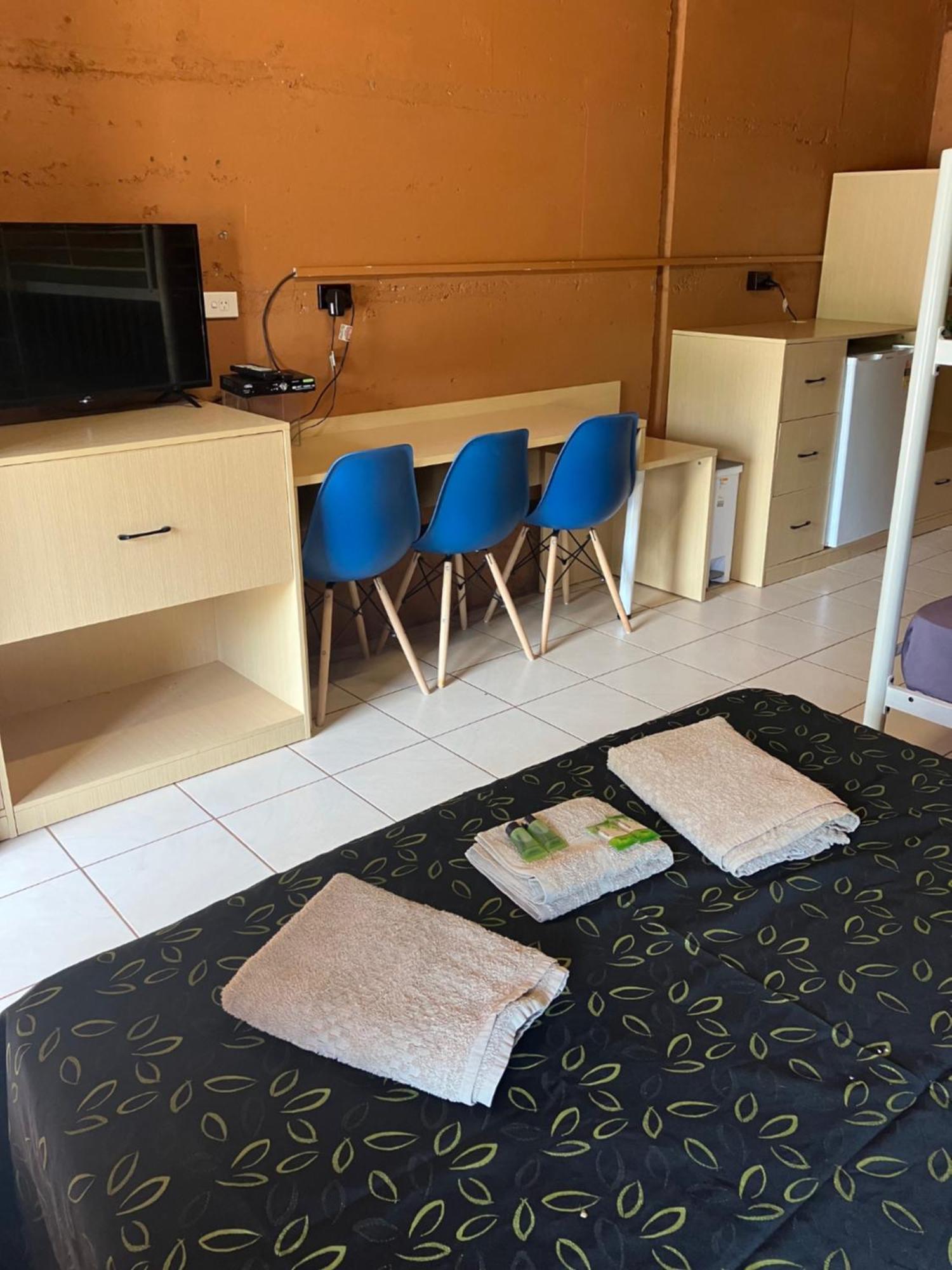 Territory Manor Motel & Caravan Park Mataranka 部屋 写真